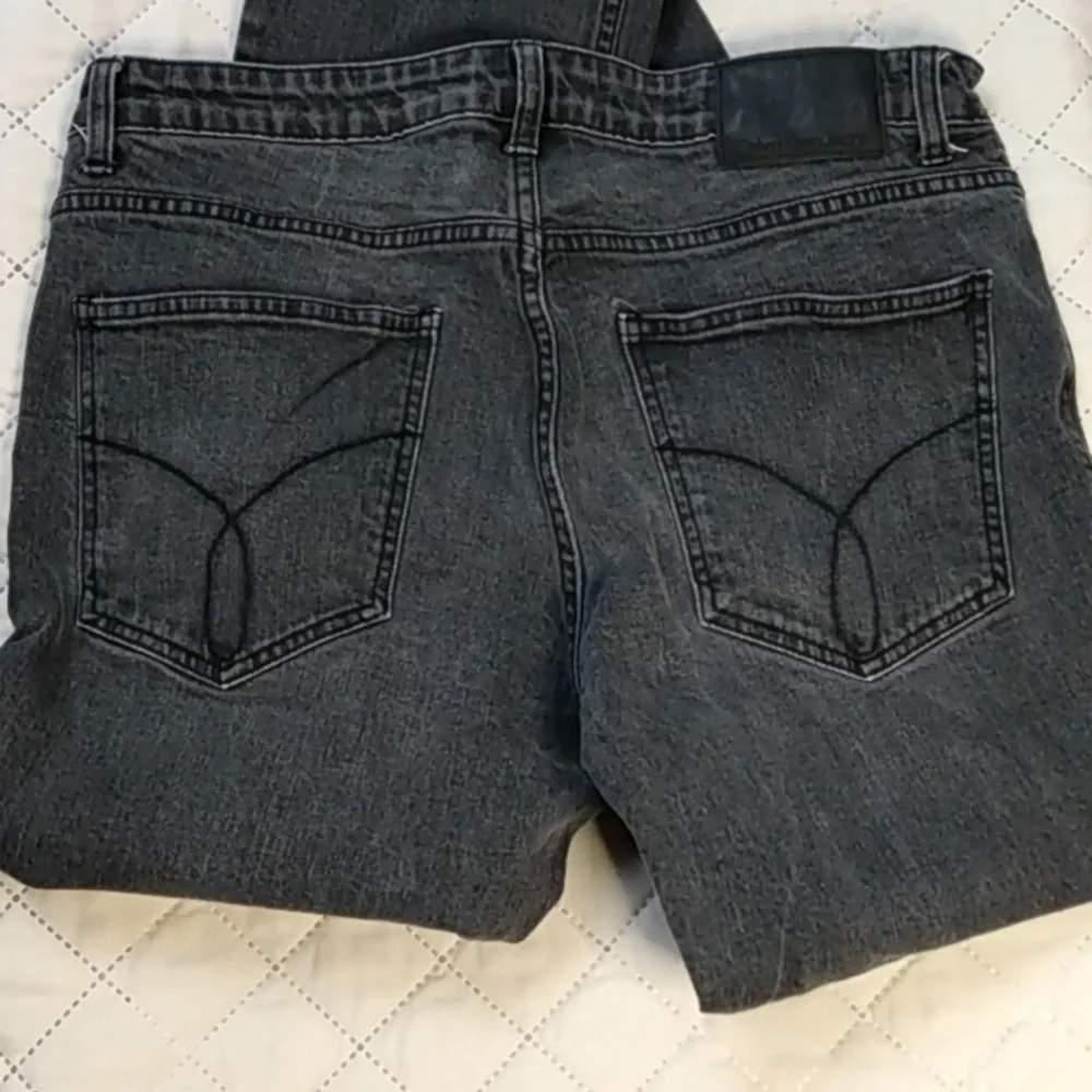 Calvin Klein Jeans - Picture 7 of 10